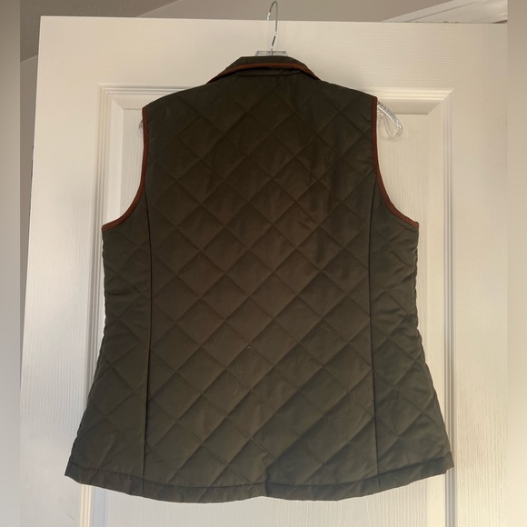 G.H. Bass & Co Hunter Green Quilted Vest - Picture 7 of 9